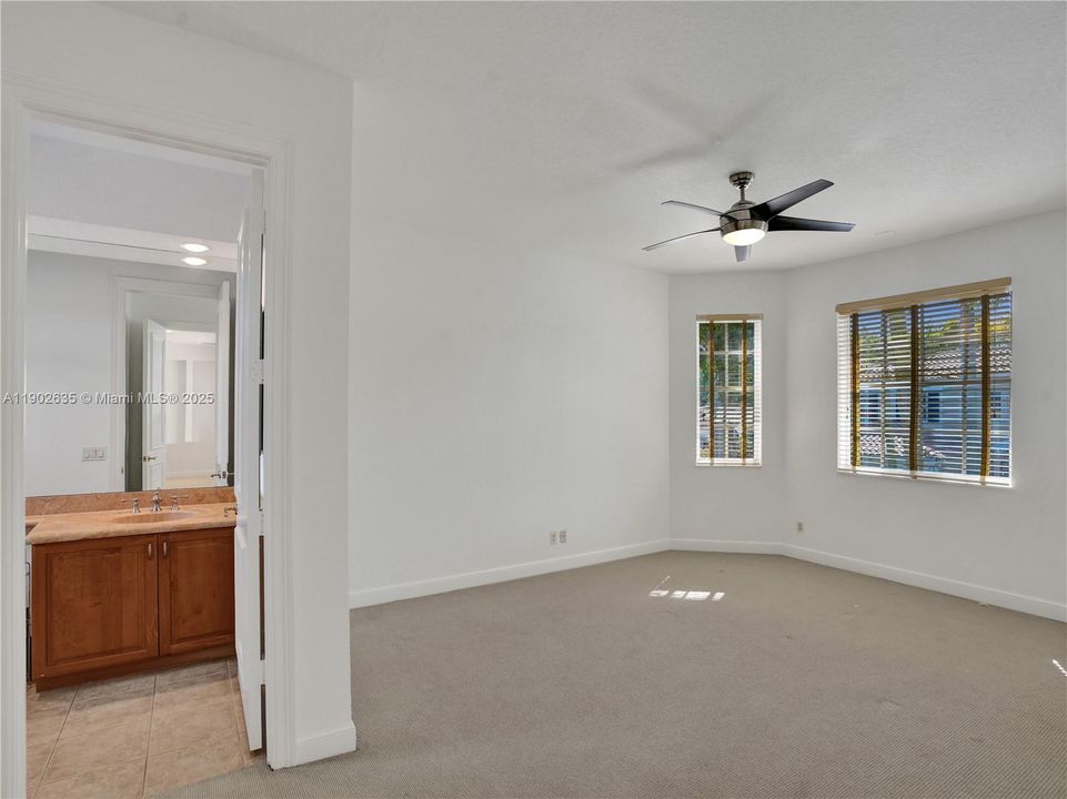 3rd bedroom with ensuite