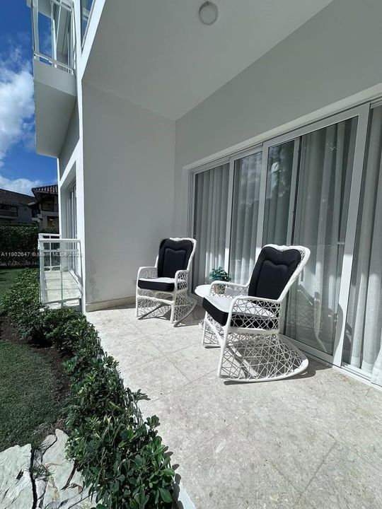 For Sale: $269,000 (2 beds, 2 baths, 0 Square Feet)