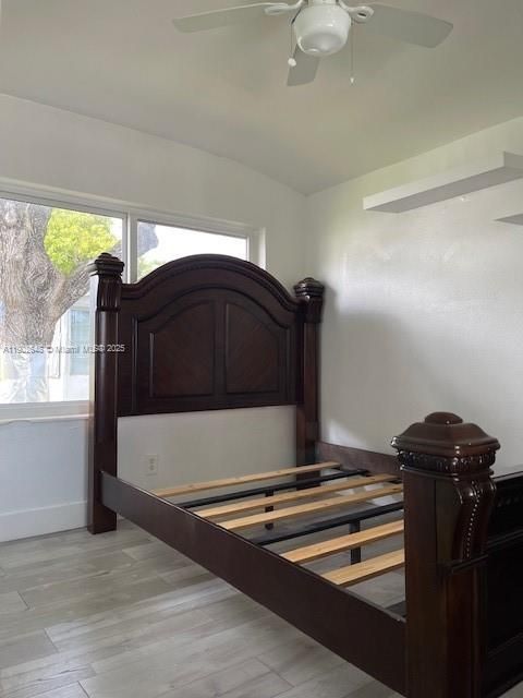 出租: $2,250 (2 贝兹, 1 浴室, 832 平方英尺)