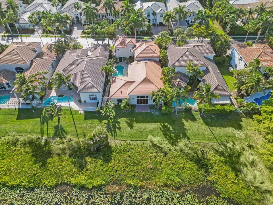 For Sale: $1,700,000 (5 beds, 5 baths, 4543 Square Feet)