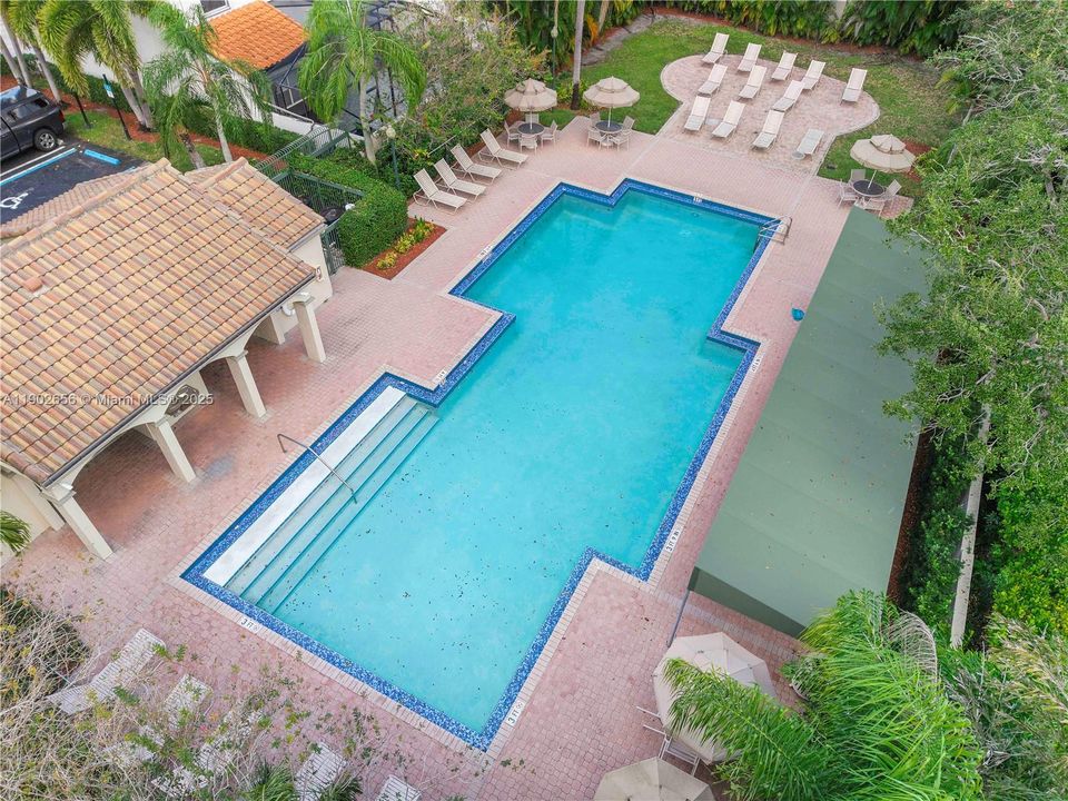 На продажу: $549,900 (3 спален, 2 ванн, 1566 Квадратных фут)