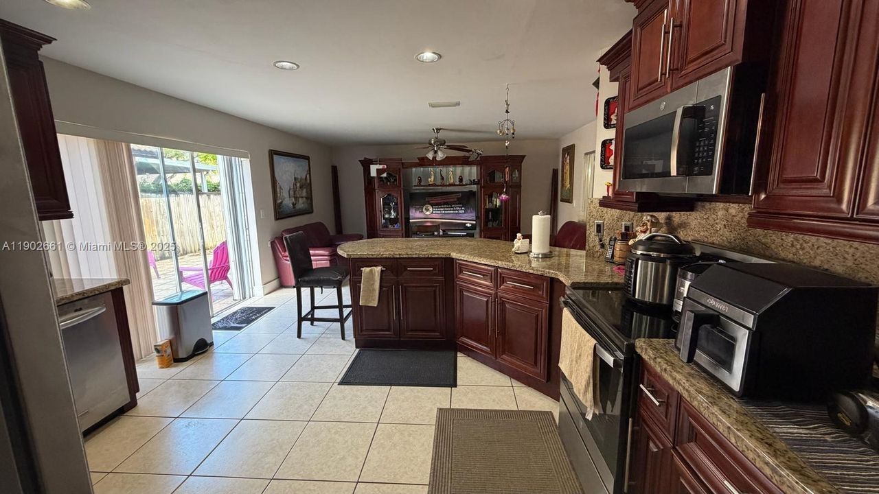 For Sale: $695,000 (4 beds, 2 baths, 2082 Square Feet)