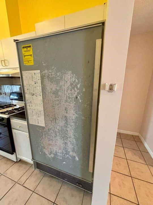 Active With Contract: $535,000 (3 beds, 2 baths, 1340 Square Feet)