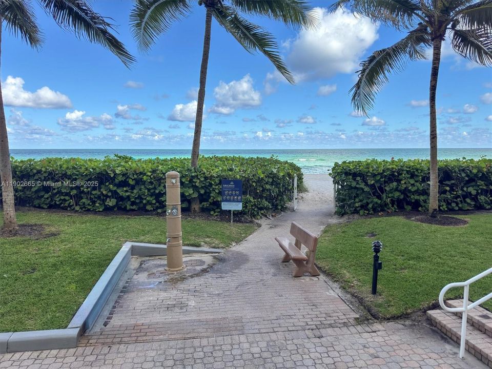 For Sale: $1,170,000 (2 beds, 2 baths, 1566 Square Feet)