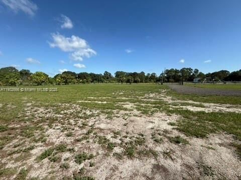 For Rent: $2,500 (4 beds, 2 baths, 0 Square Feet)