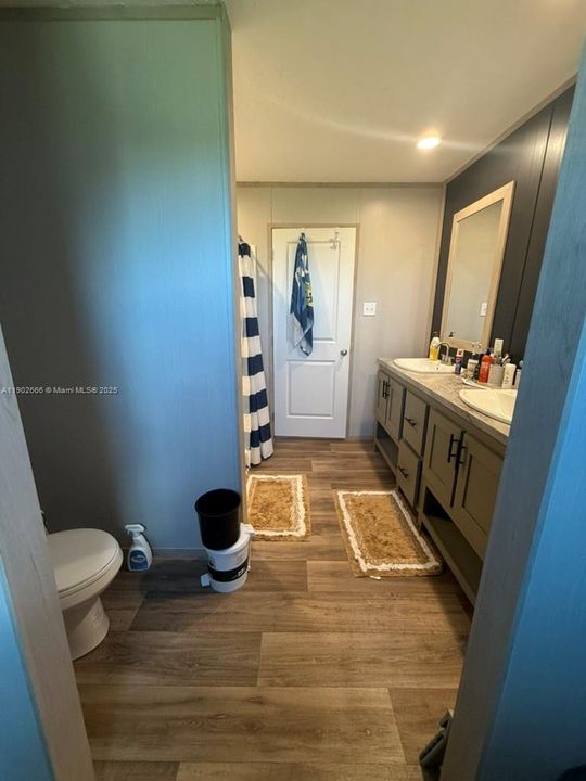 For Rent: $2,500 (4 beds, 2 baths, 0 Square Feet)