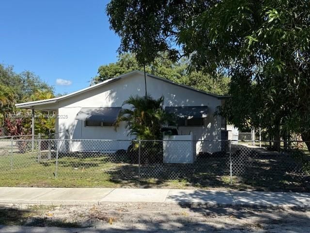 Recently Sold: $599,900 (0 beds, 0 baths, 2242 Square Feet)