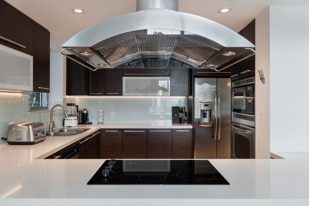 For Rent: $11,000 (4 beds, 4 baths, 2496 Square Feet)