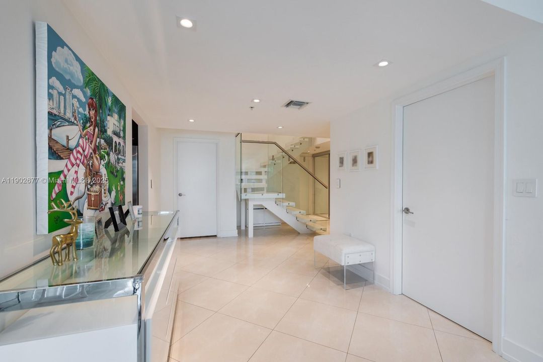 For Rent: $11,000 (4 beds, 4 baths, 2496 Square Feet)