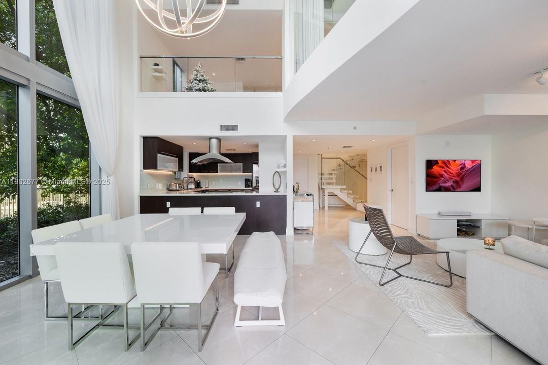 For Rent: $11,000 (4 beds, 4 baths, 2496 Square Feet)