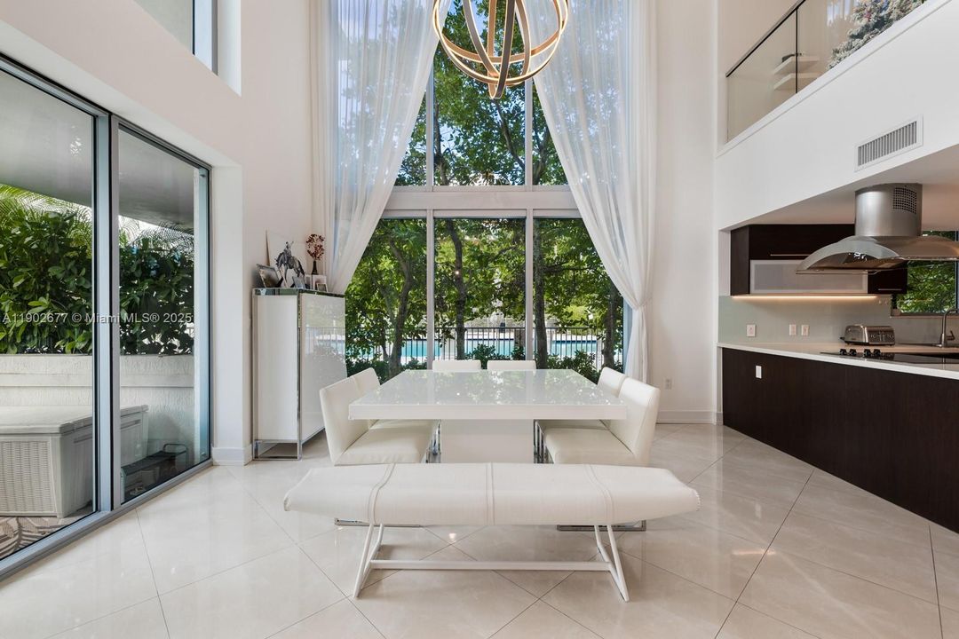 For Rent: $11,000 (4 beds, 4 baths, 2496 Square Feet)