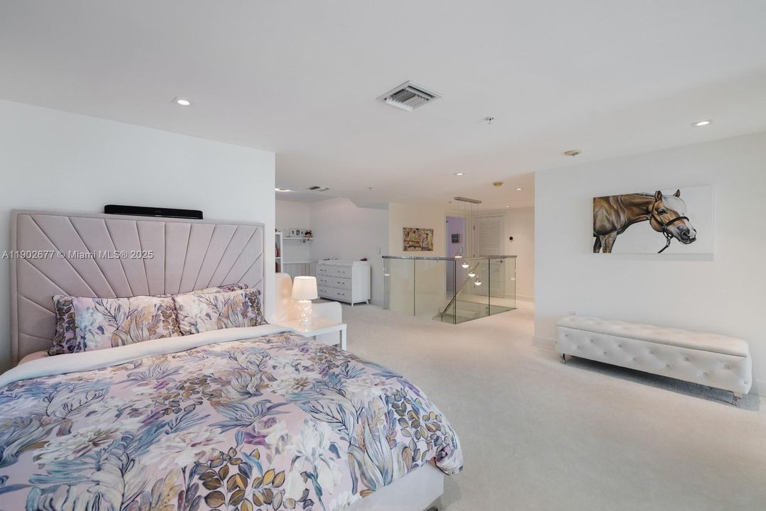 For Rent: $11,000 (4 beds, 4 baths, 2496 Square Feet)