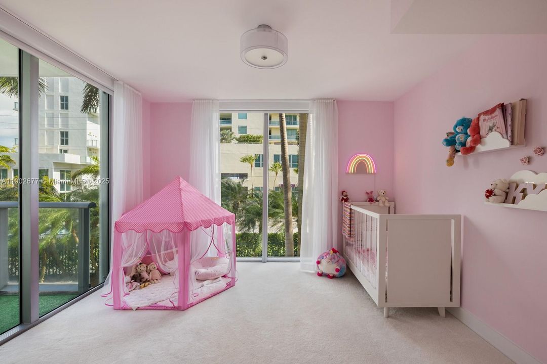 For Rent: $11,000 (4 beds, 4 baths, 2496 Square Feet)