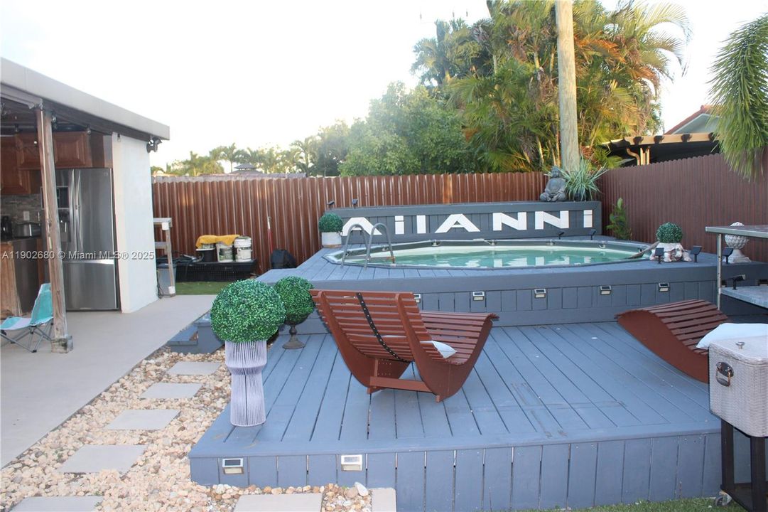 Recently Sold: $680,000 (4 beds, 2 baths, 2350 Square Feet)