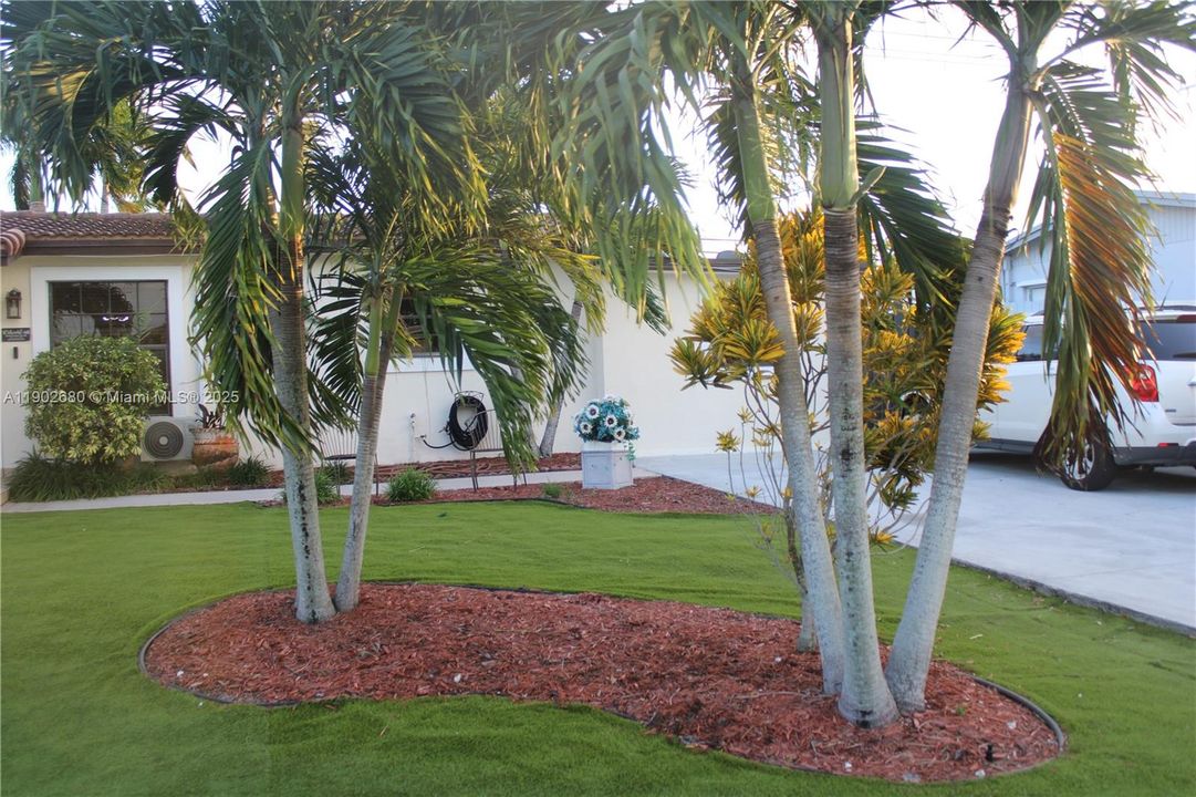 Recently Sold: $680,000 (4 beds, 2 baths, 2350 Square Feet)