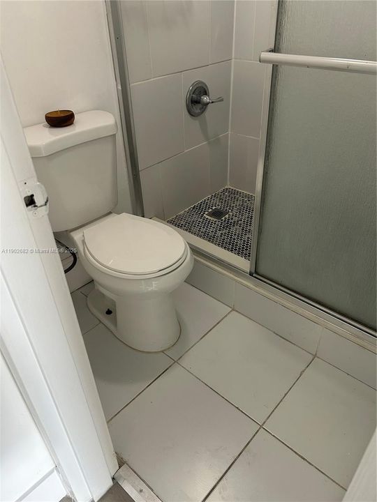 Recently Rented: $1,650 (1 beds, 1 baths, 820 Square Feet)