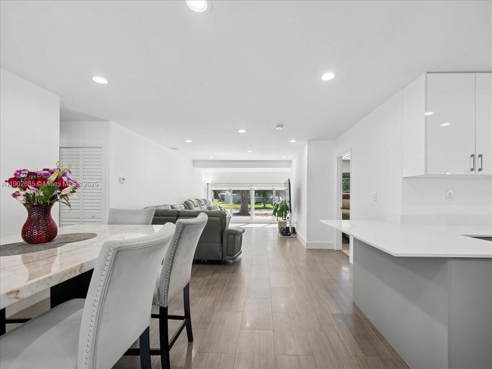 Active With Contract: $699,000 (4 beds, 3 baths, 1612 Square Feet)