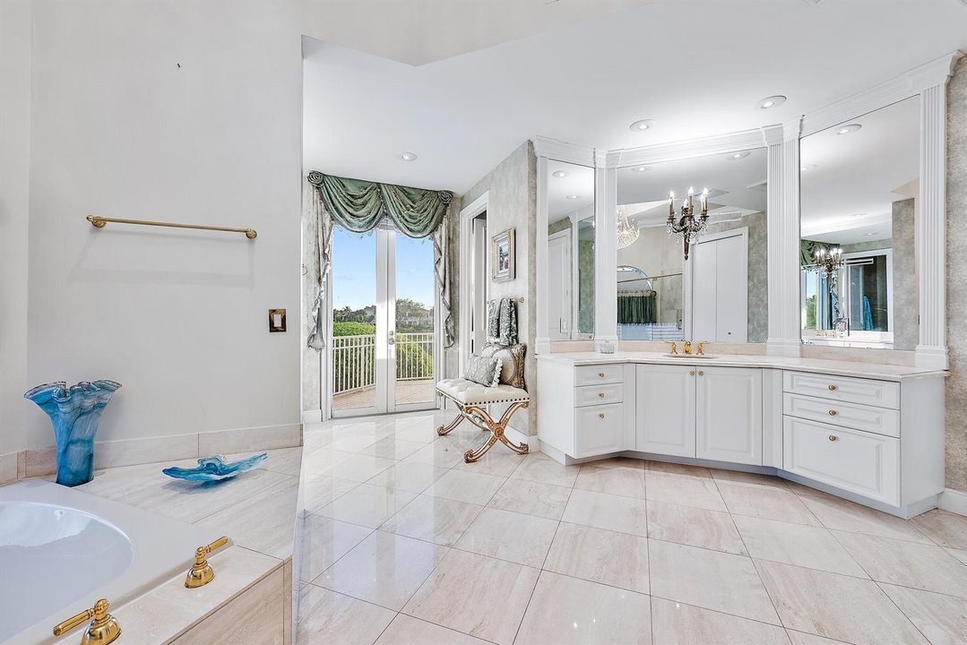 10248 Heronwood Lane