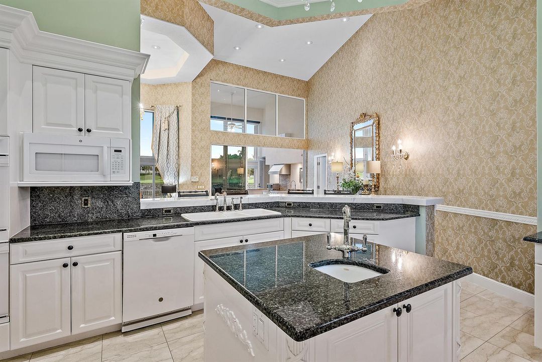 10248 Heronwood Lane