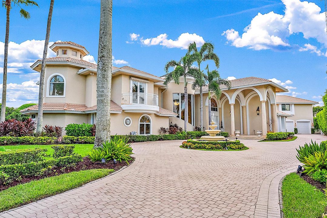 10248 Heronwood Lane