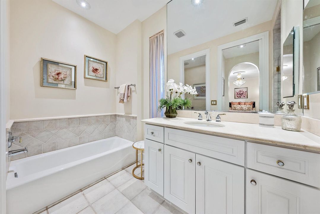 10248 Heronwood Lane