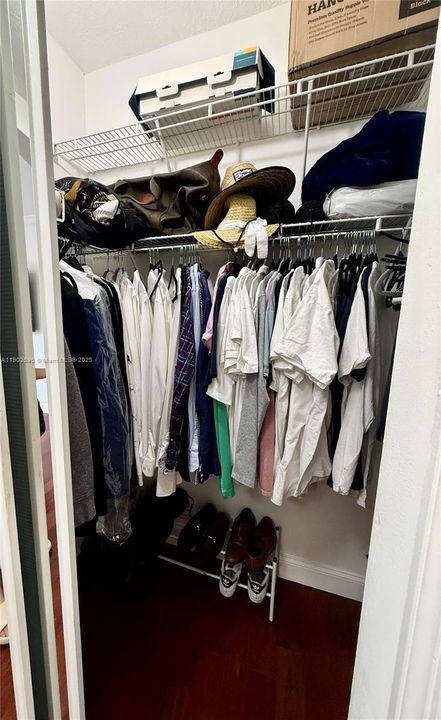 Recently Rented: $3,150 (3 beds, 2 baths, 1459 Square Feet)