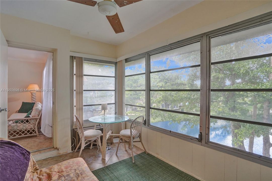 For Sale: $84,500 (1 beds, 1 baths, 684 Square Feet)