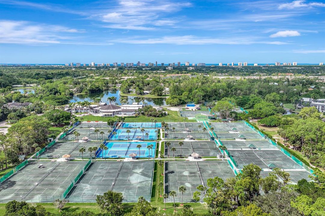 待售: $219,000 (1 贝兹, 1 浴室, 0 平方英尺)