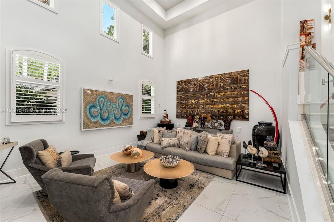 For Sale: $4,995,000 (5 beds, 5 baths, 6447 Square Feet)