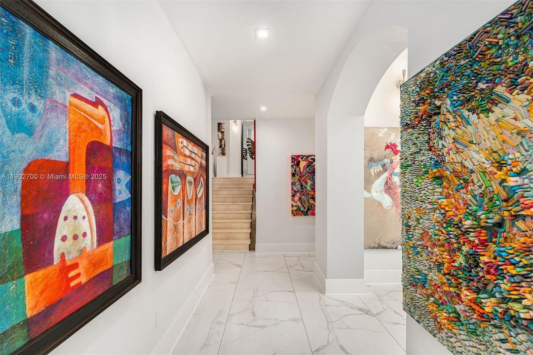 For Sale: $4,995,000 (5 beds, 5 baths, 6447 Square Feet)