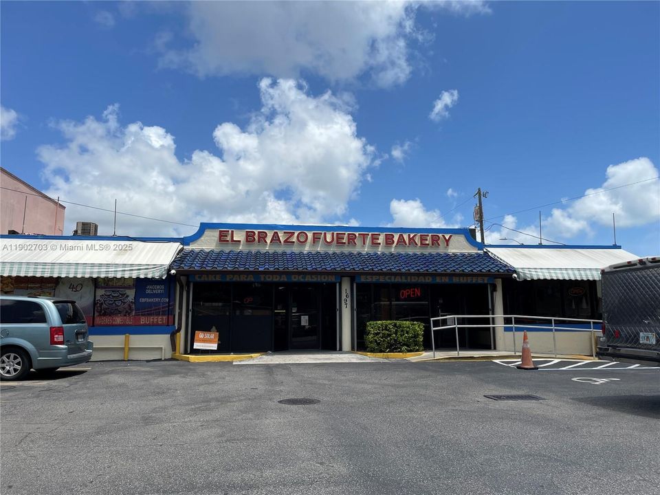 El Brazo Fuerte Bakery on the corner of the street.