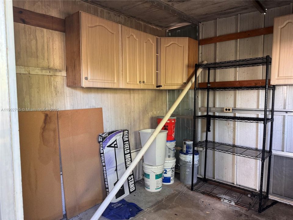 На продажу: $69,000 (2 спален, 2 ванн, 978 Квадратных фут)