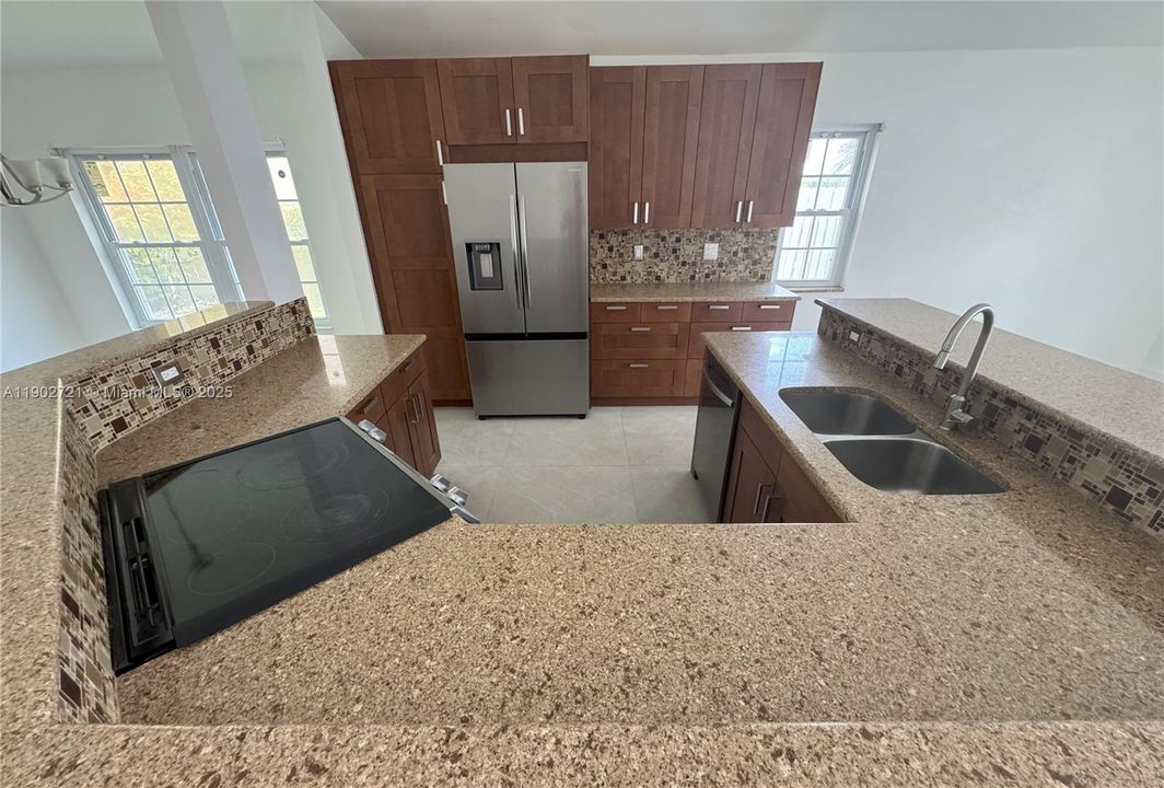 Recently Rented: $4,850 (4 beds, 3 baths, 2088 Square Feet)