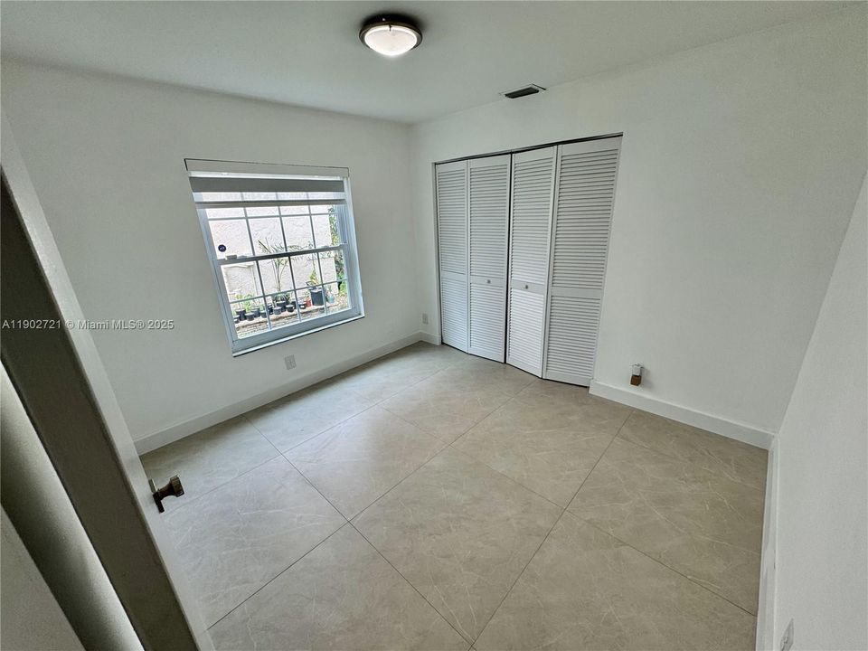 Recently Rented: $4,850 (4 beds, 3 baths, 2088 Square Feet)