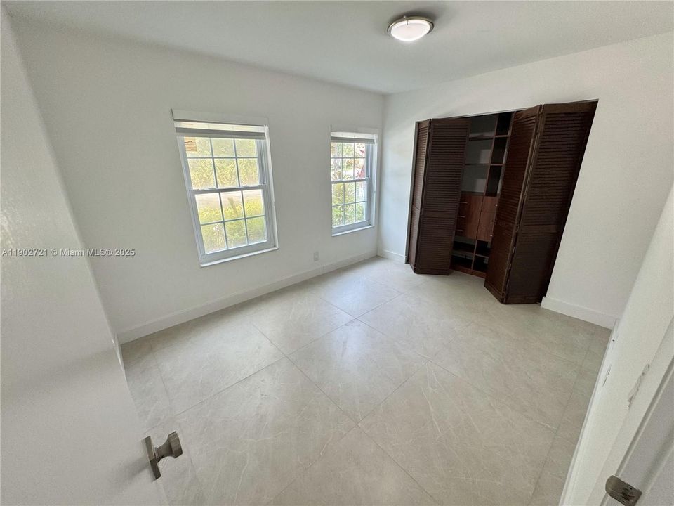 Recently Rented: $4,850 (4 beds, 3 baths, 2088 Square Feet)