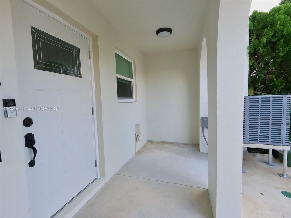 最近售出: $500,000 (3 贝兹, 2 浴室, 1606 平方英尺)