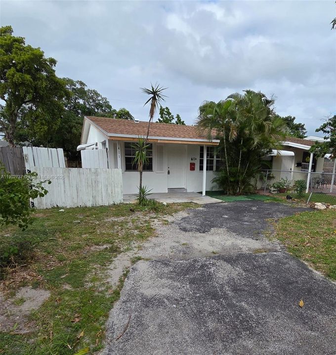 En Venta: $280,000 (2 camas, 1 baños, 880 Pies cuadrados)