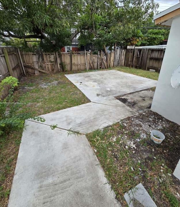 En Venta: $280,000 (2 camas, 1 baños, 880 Pies cuadrados)