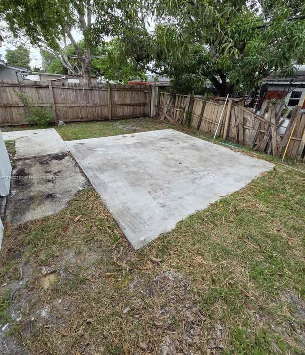 En Venta: $280,000 (2 camas, 1 baños, 880 Pies cuadrados)