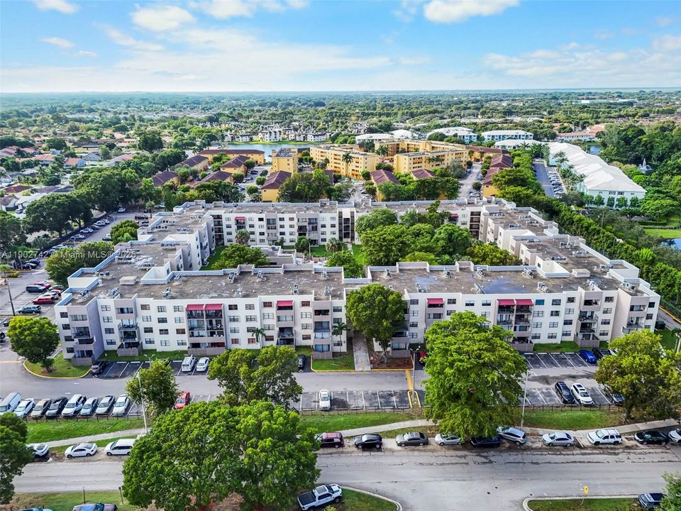 Recently Rented: $2,100 (2 beds, 1 baths, 721 Square Feet)