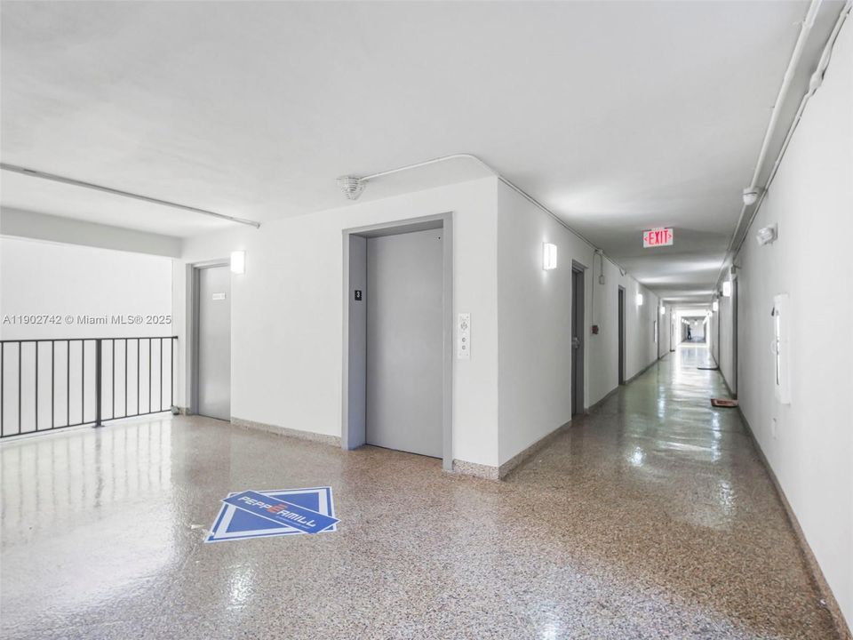 Recently Rented: $2,100 (2 beds, 1 baths, 721 Square Feet)