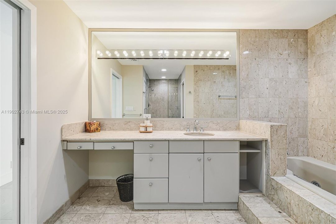 For Sale: $3,490,000 (3 beds, 3 baths, 2049 Square Feet)