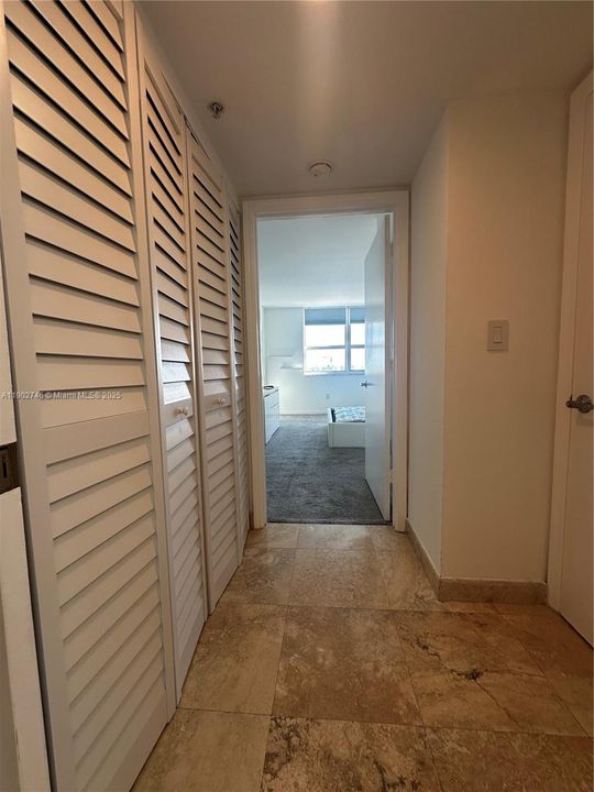 Active With Contract: $6,300 (2 beds, 2 baths, 1080 Square Feet)