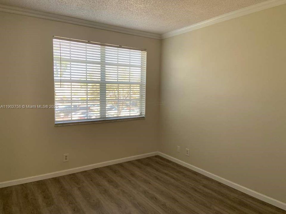 For Rent: $2,750 (2 beds, 2 baths, 1110 Square Feet)