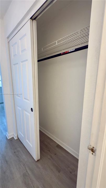 出租: $1,725 (2 贝兹, 2 浴室, 855 平方英尺)