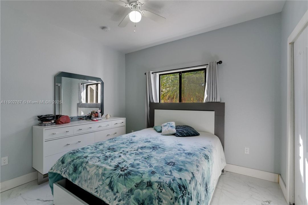 Active With Contract: $550,000 (3 beds, 2 baths, 1480 Square Feet)