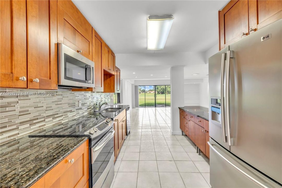 Active With Contract: $3,600 (3 beds, 2 baths, 2050 Square Feet)