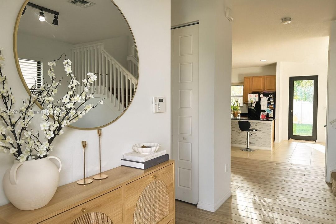 For Sale: $720,000 (3 beds, 2 baths, 1965 Square Feet)