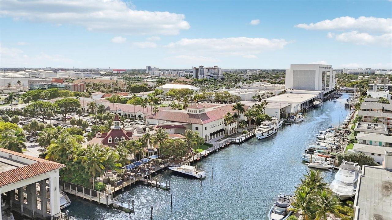 Activo con contrato: $3,150 (2 camas, 2 baños, 830 Pies cuadrados)