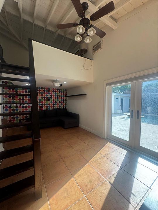 For Rent: $6,700 (4 beds, 2 baths, 1764 Square Feet)